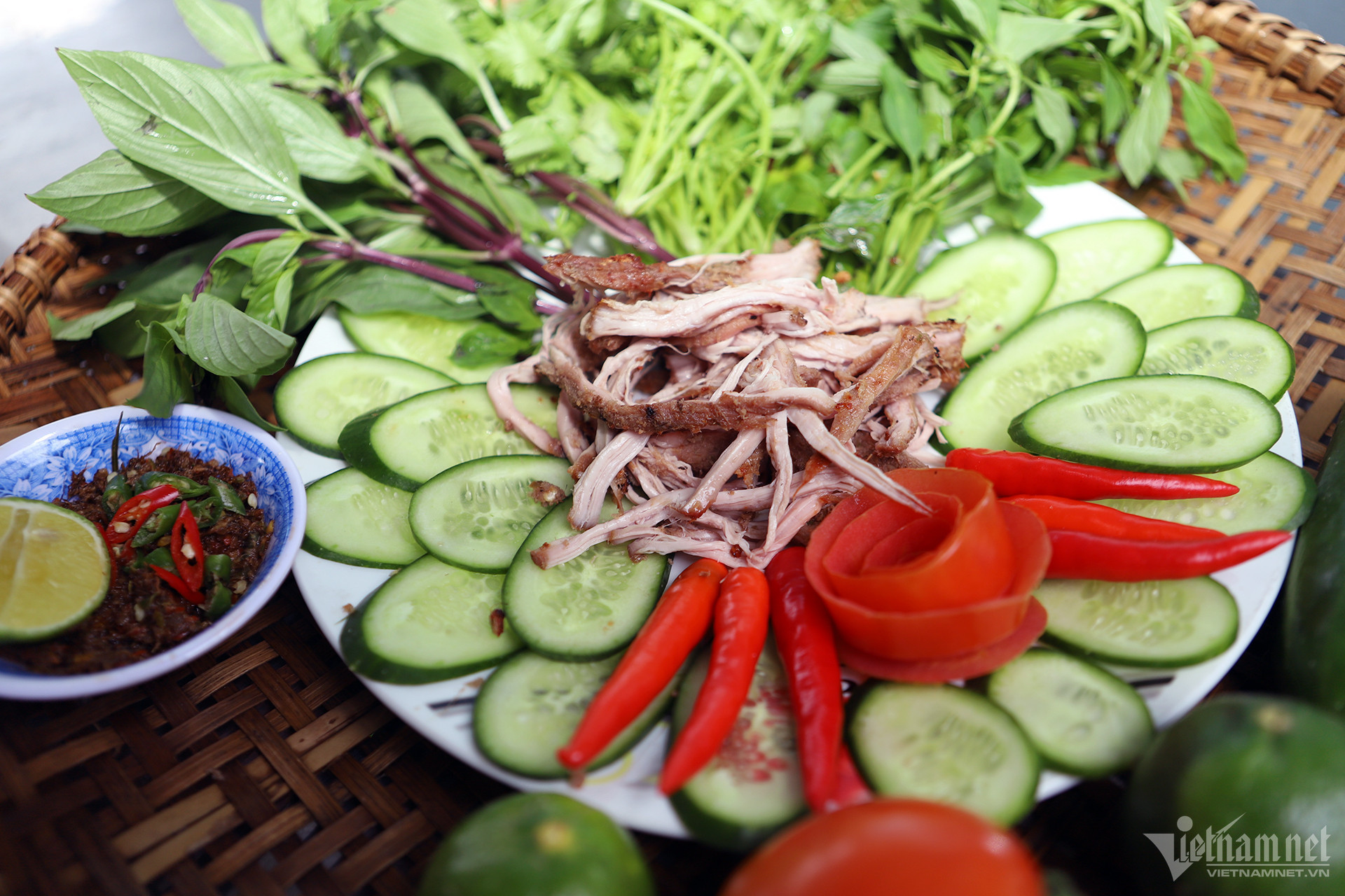 w bo mot nang xuan ngoc 1 3 1130.jpg