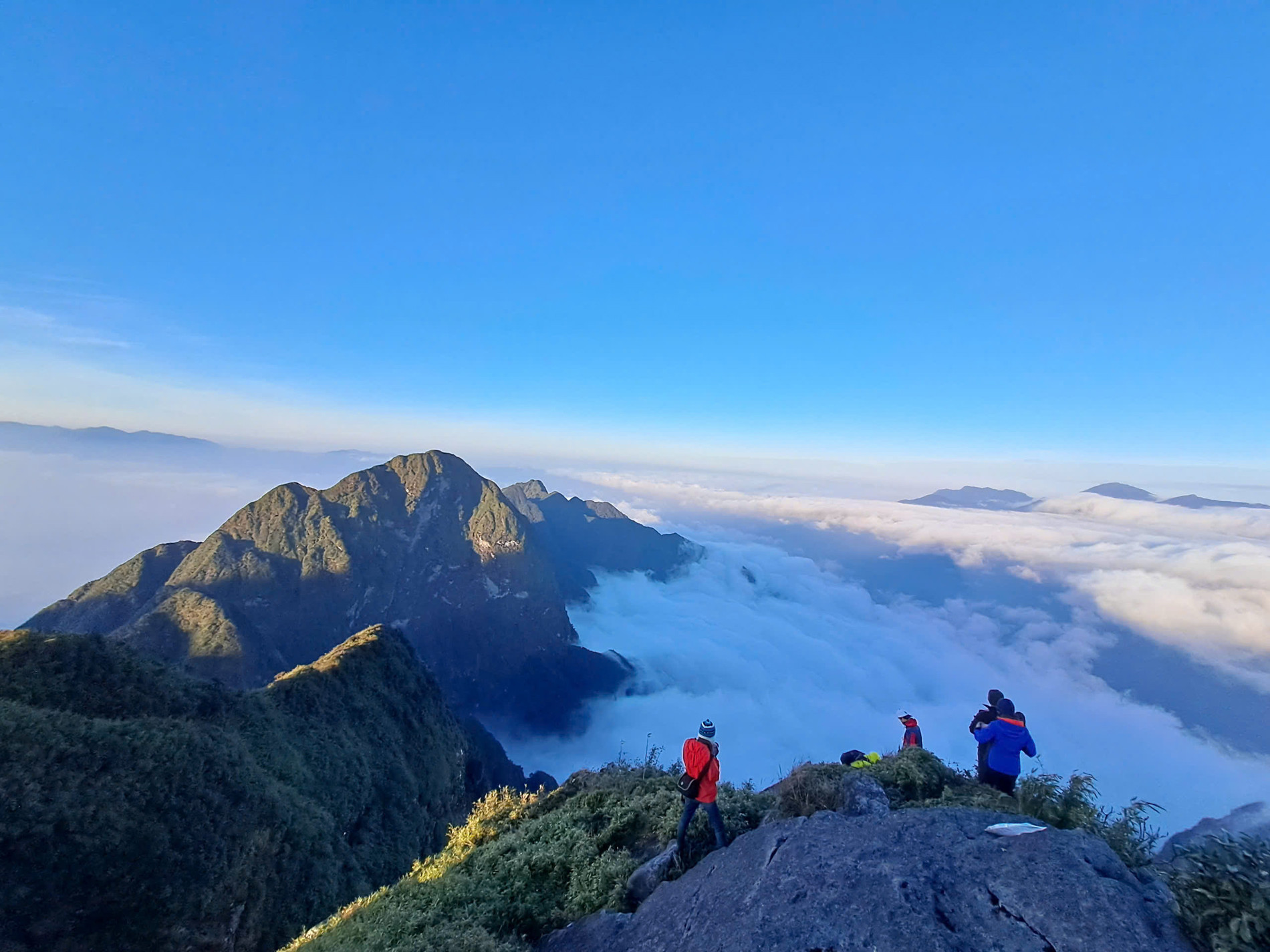 vietnam trekking.jpg