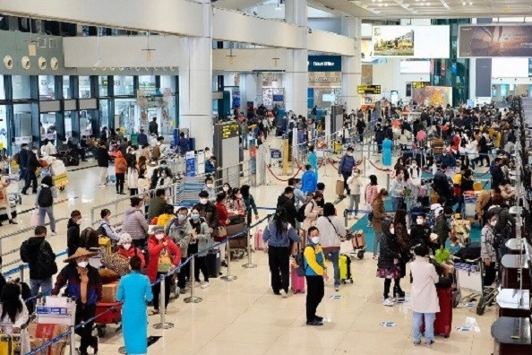 Flight chaos at Tan Son Nhat prompts aviation authority inspection