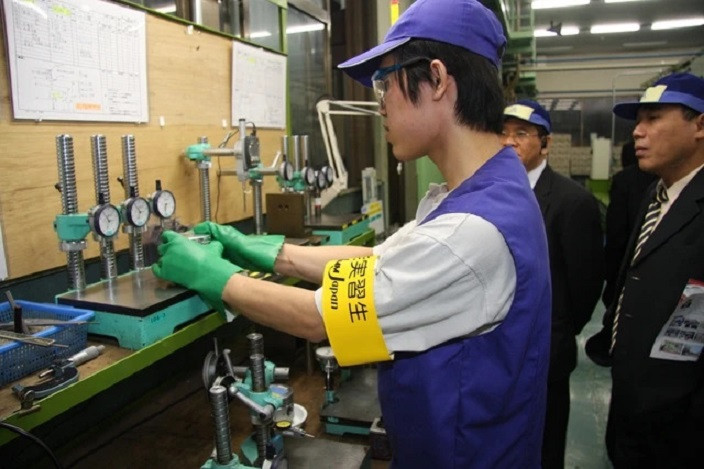 overseas workers.jpeg