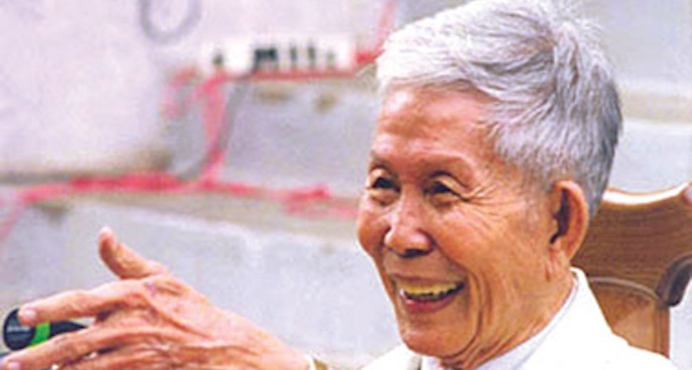 Two education icons honored for shaping post-war Ho Chi Minh City