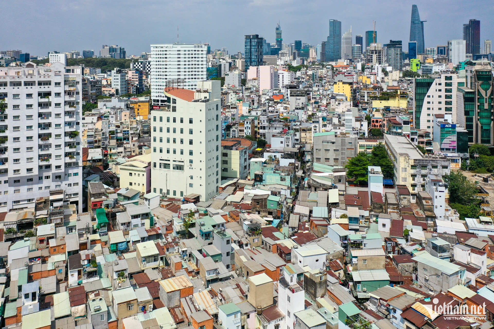 HCMC branding NguyenHue.jpg