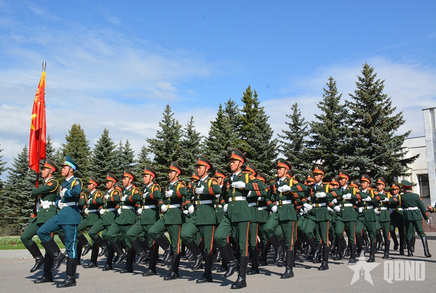 Đoàn QĐND Việt Nam tham gia Lễ duyệt binh trên Quảng trường Đỏ tập luyện buổi đầu tiên