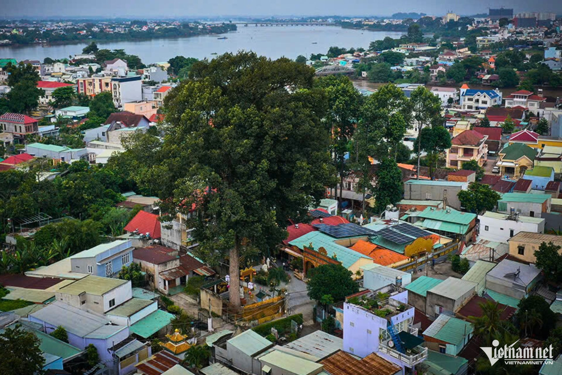 W-chua hoang an4.jpg