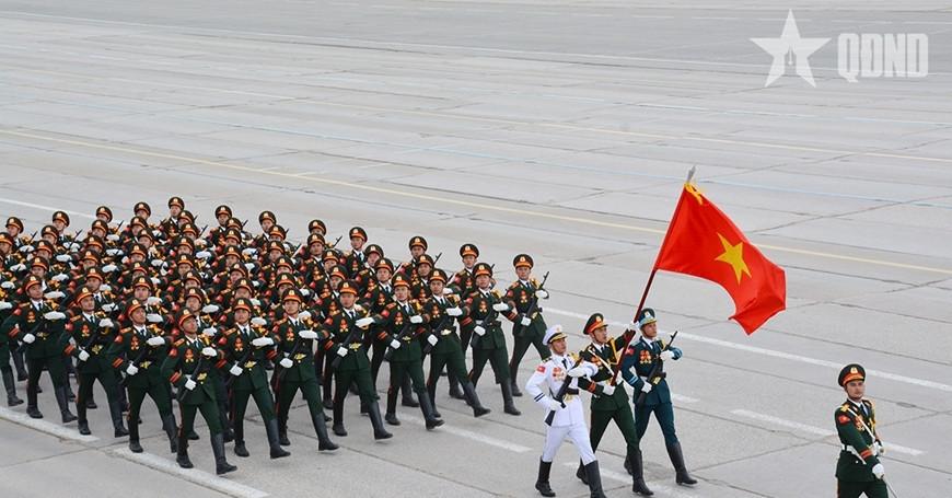 Vietnamese military trains for Red Square parade alongside international forces