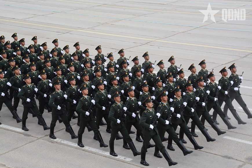 Đoàn QĐND Việt Nam tham gia Lễ duyệt binh tại Quảng trường Đỏ hợp luyện tại thao trường Alabino