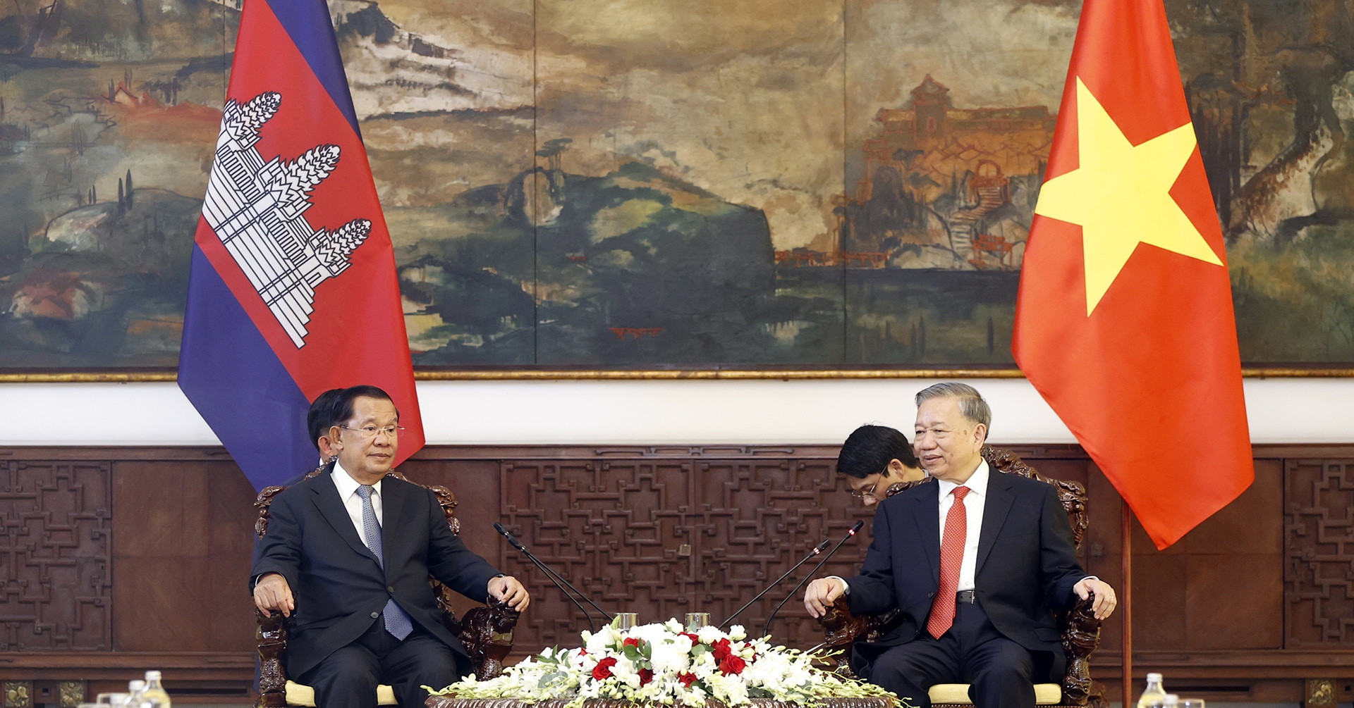 Cambodia joins Vietnam’s parade to symbolize enduring friendship
