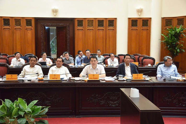 img2469 17459145532191263387526.jpg