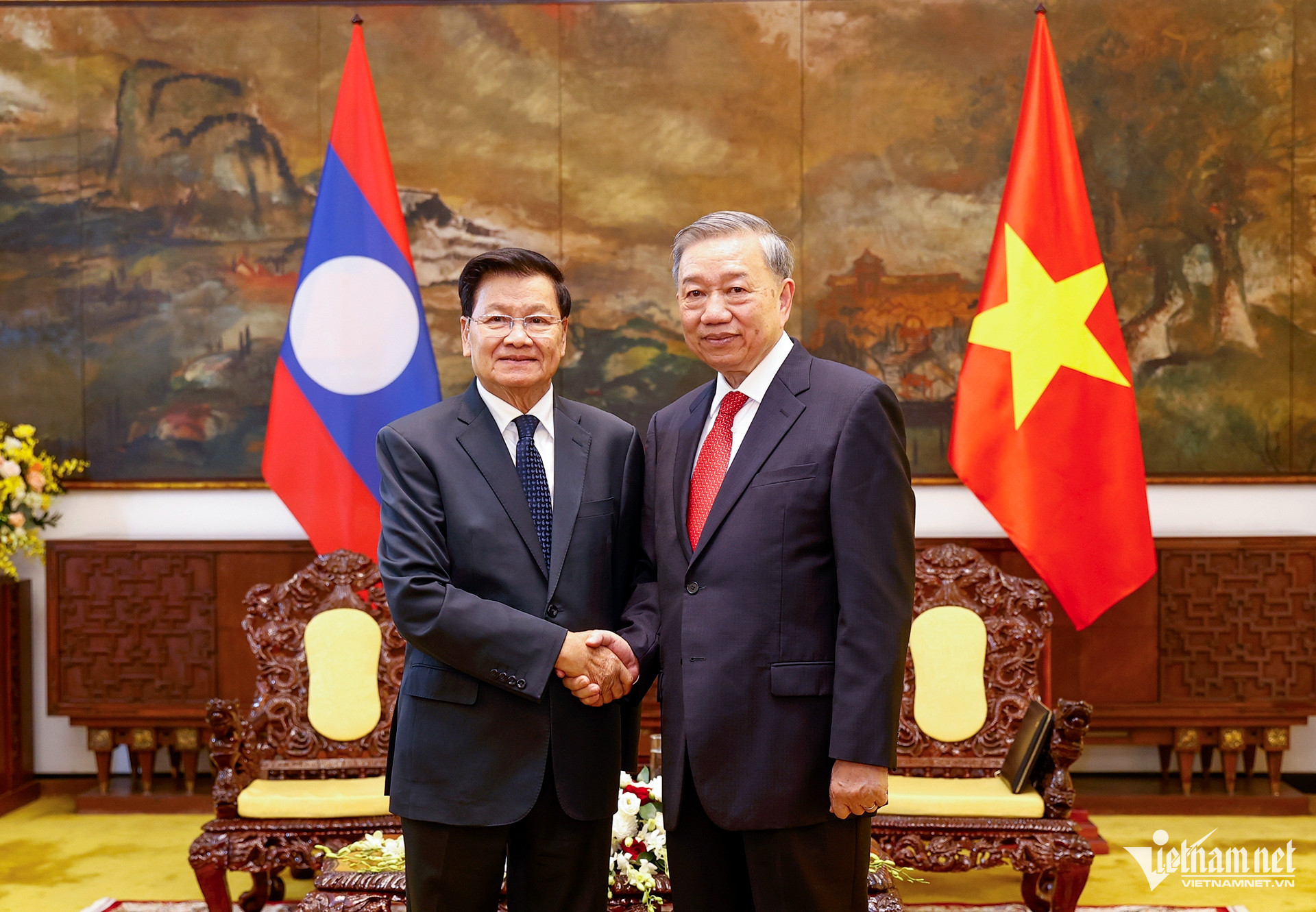 W-BT Lao_3624.jpg