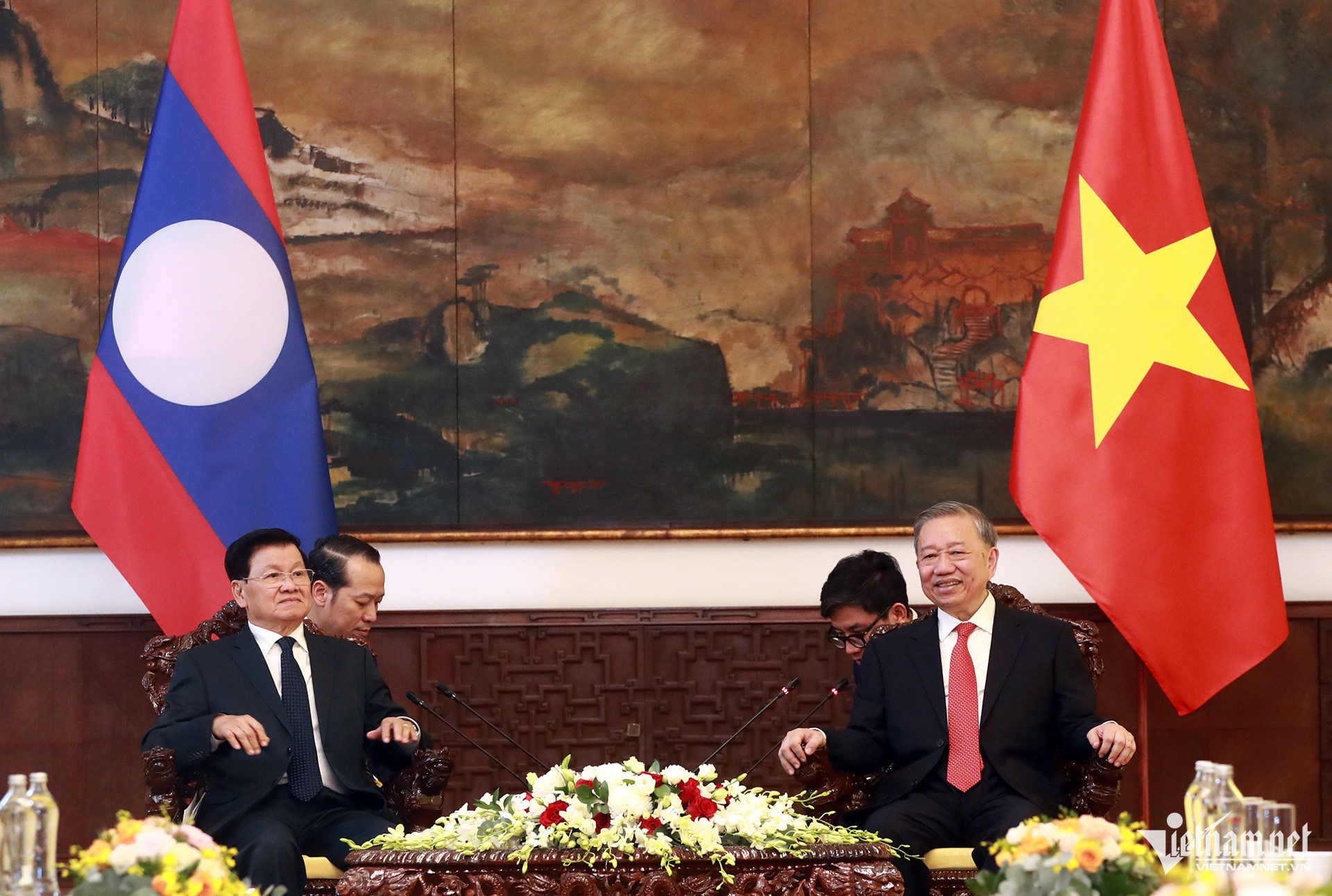 W-TBT CTN lào_9094.jpg