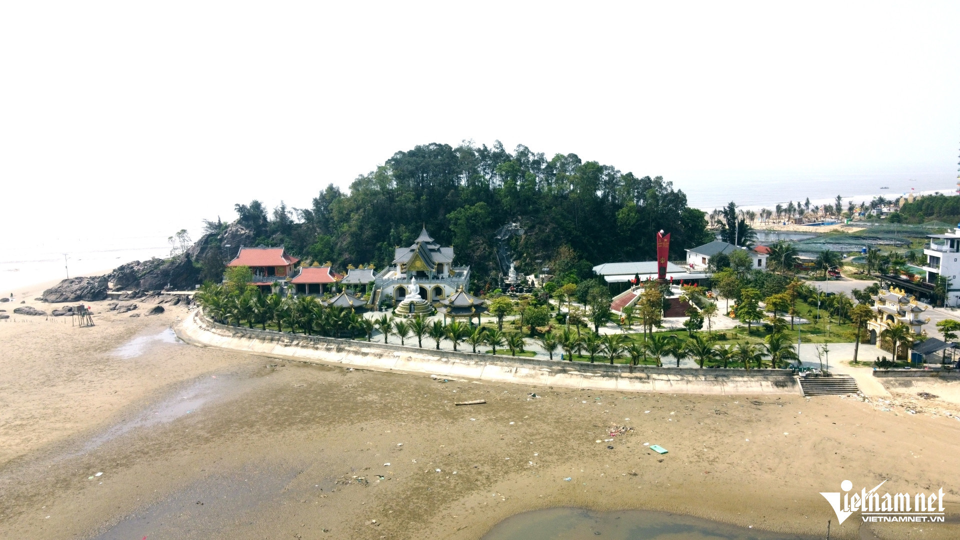 vietnam pagoda.jpg