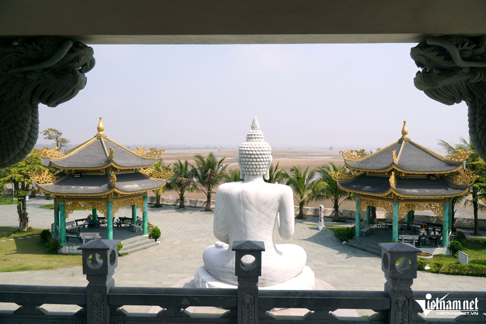 vietnam pagoda7.jpg