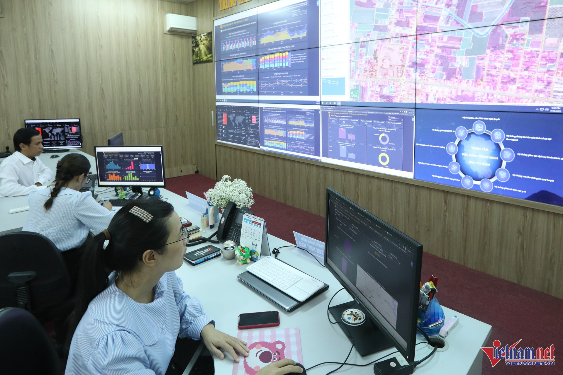 W-chinh quyen so 01.jpg