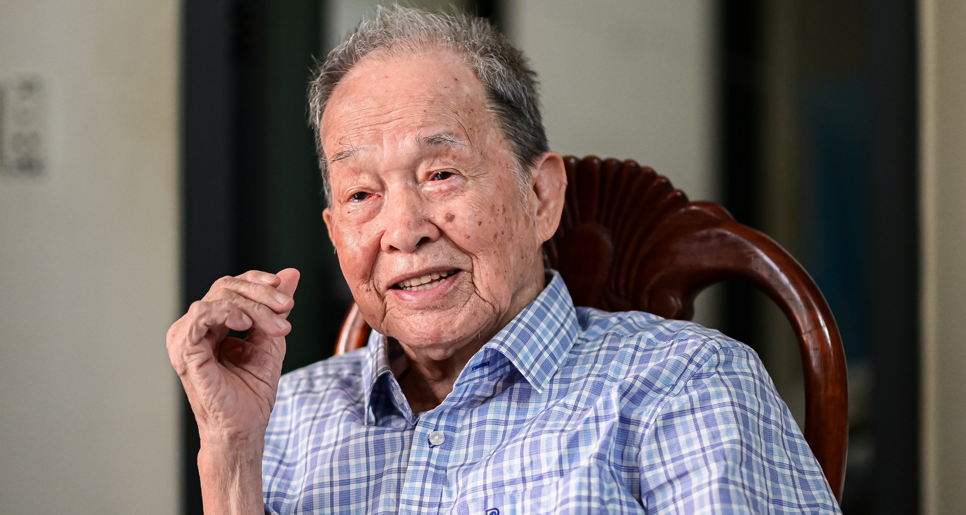 The spy who survived by love of the people and steel-like loyalty