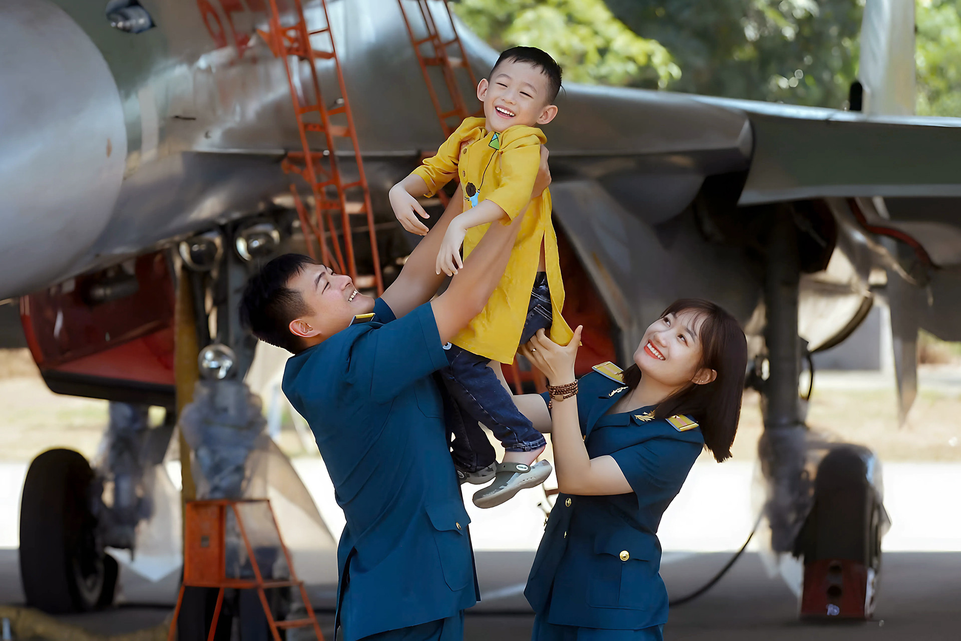 vietnam couple.jpeg1.jpeg