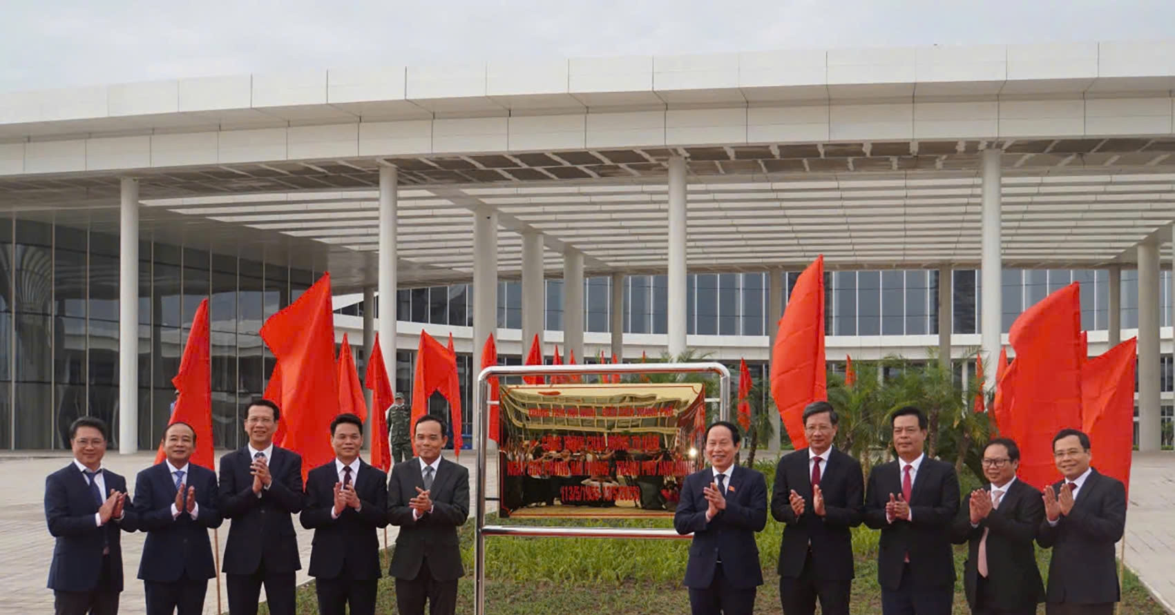 Hai Phong unveils $200 million administrative hub ahead of 70th liberation