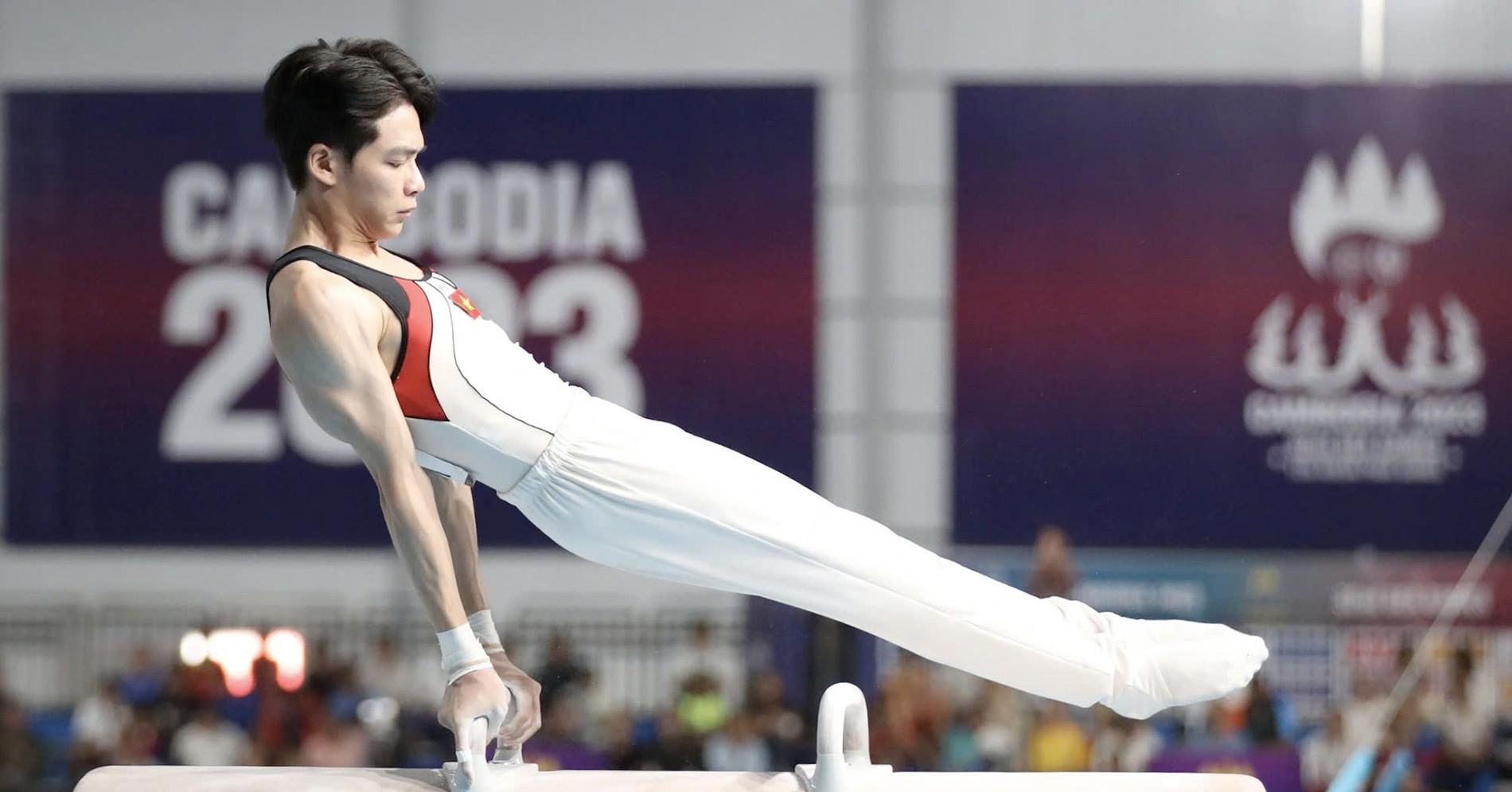 Vietnam wins gymnastics World Cup gold, triumphs over China in canoeing
