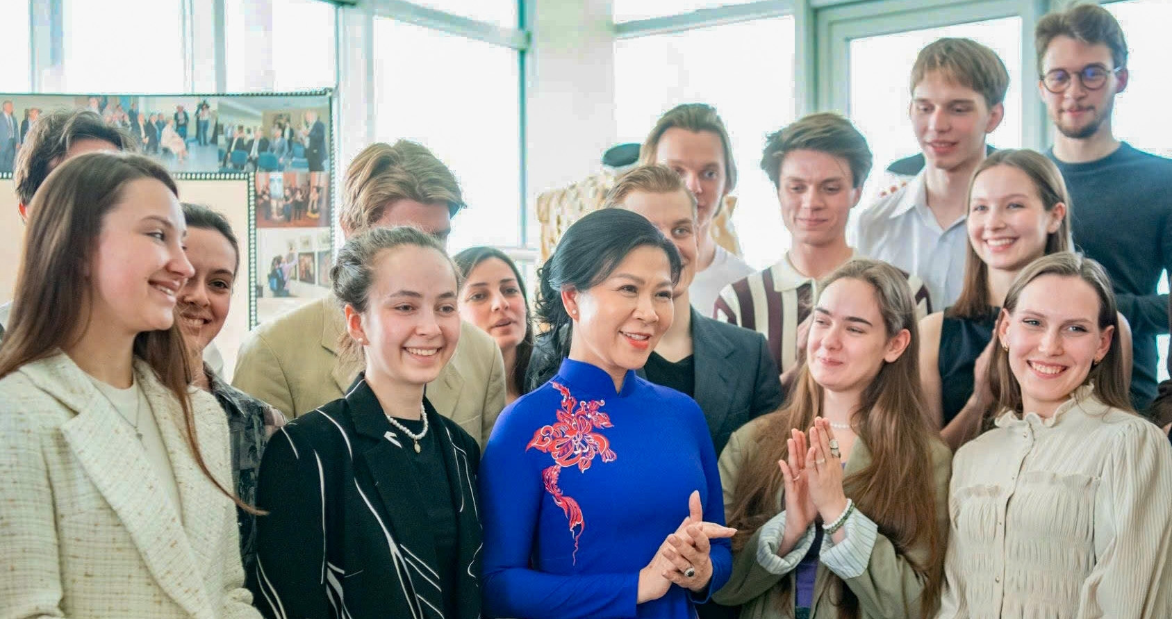Madame Ngo Phuong Ly visits VGIK and Surikov art institute in Moscow