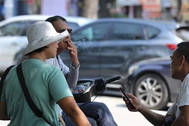 Vietnam urged to increase tobacco tax to curb smoking amid rising affordability