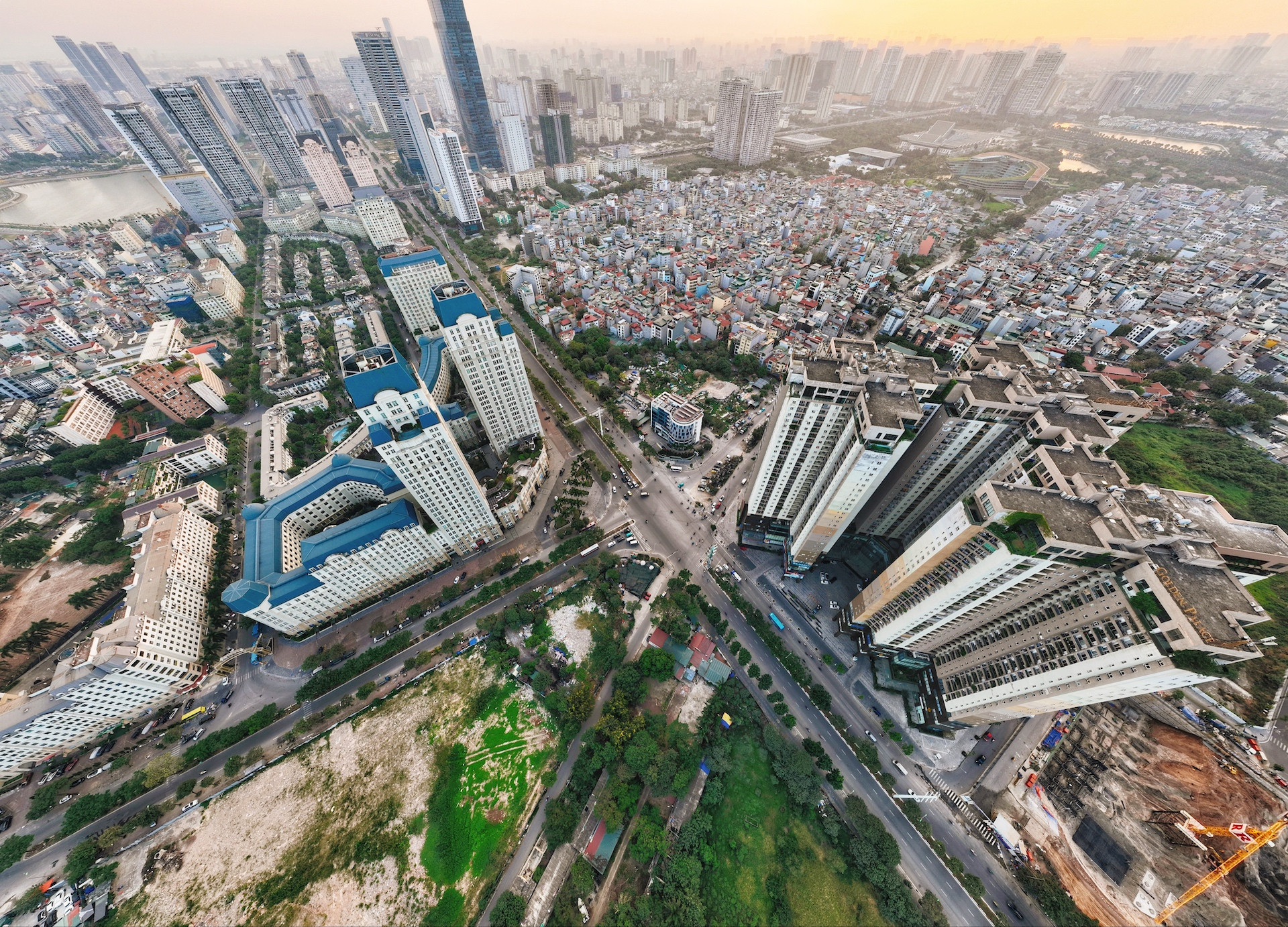 hanoi vietnam.jpg