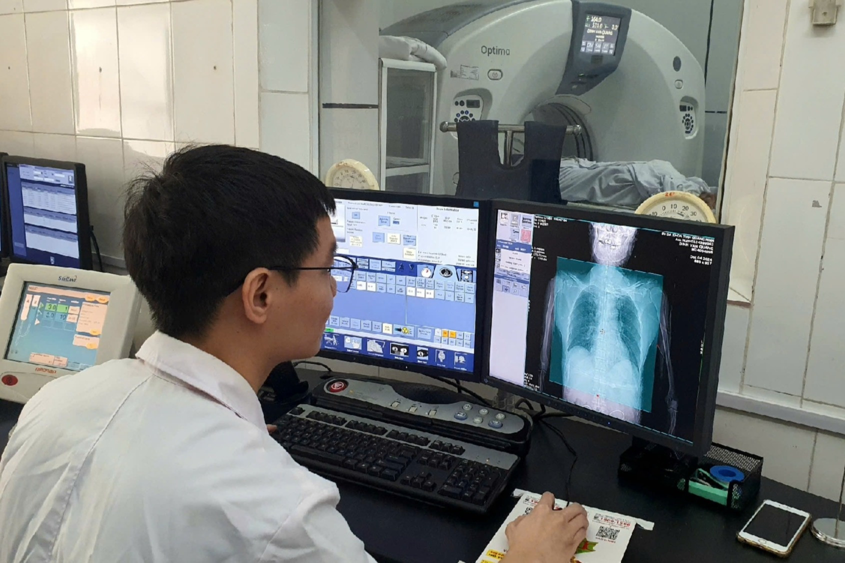 Vietnam could save $60 million a year by cutting film printing in hospitals