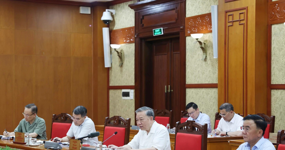Party chief calls for continued dissemination of Constitution amendments