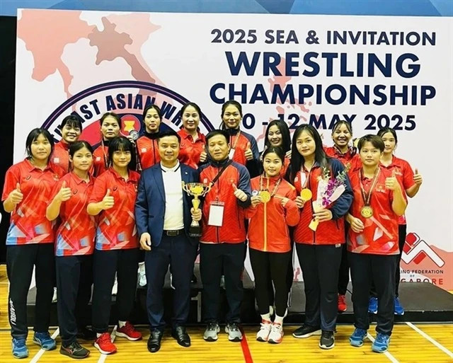 Vietnam again dominate regional wrestling championships