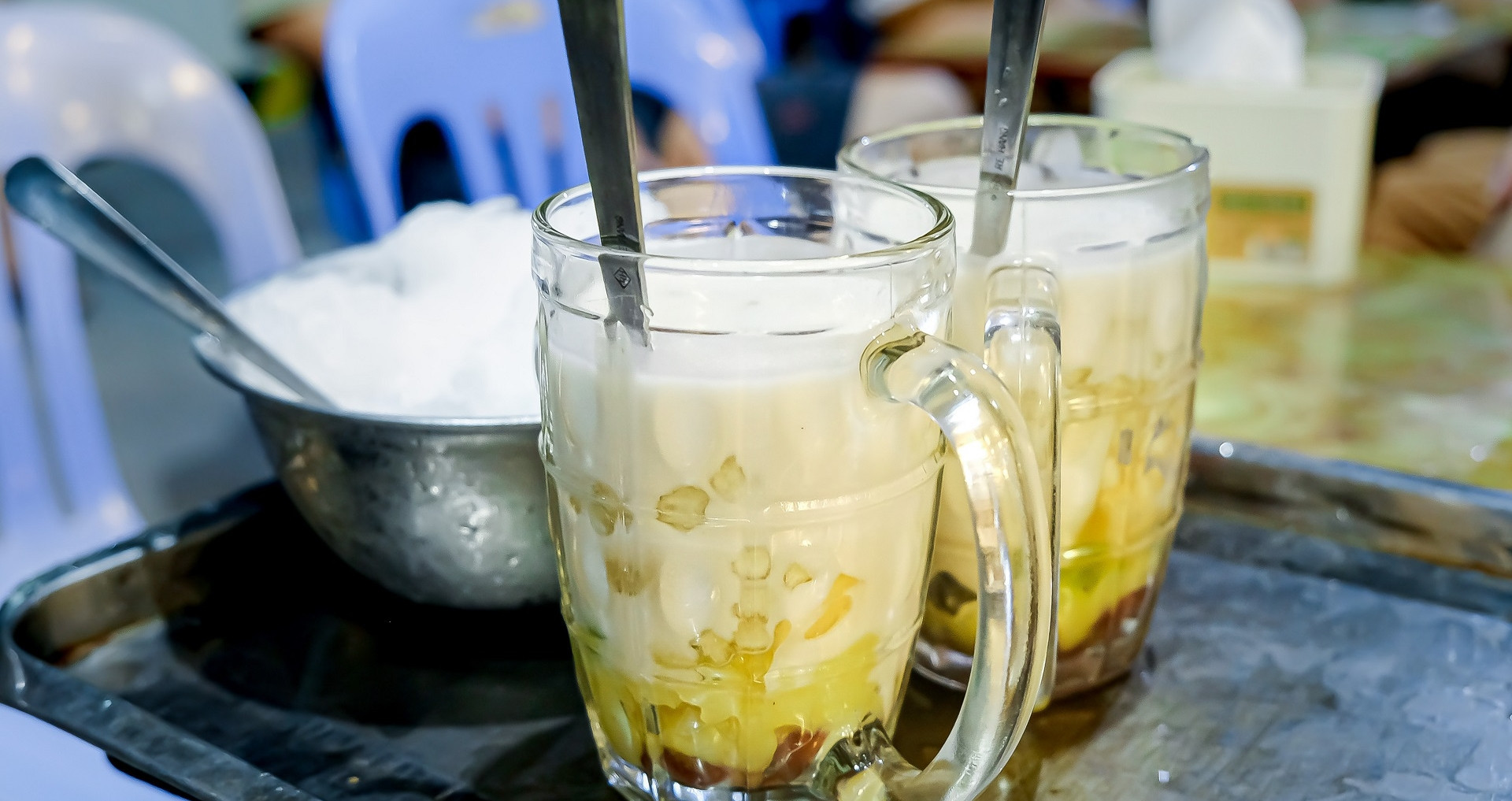 Sweet soup heaven: 5 must-visit Hanoi spots to beat the summer heat