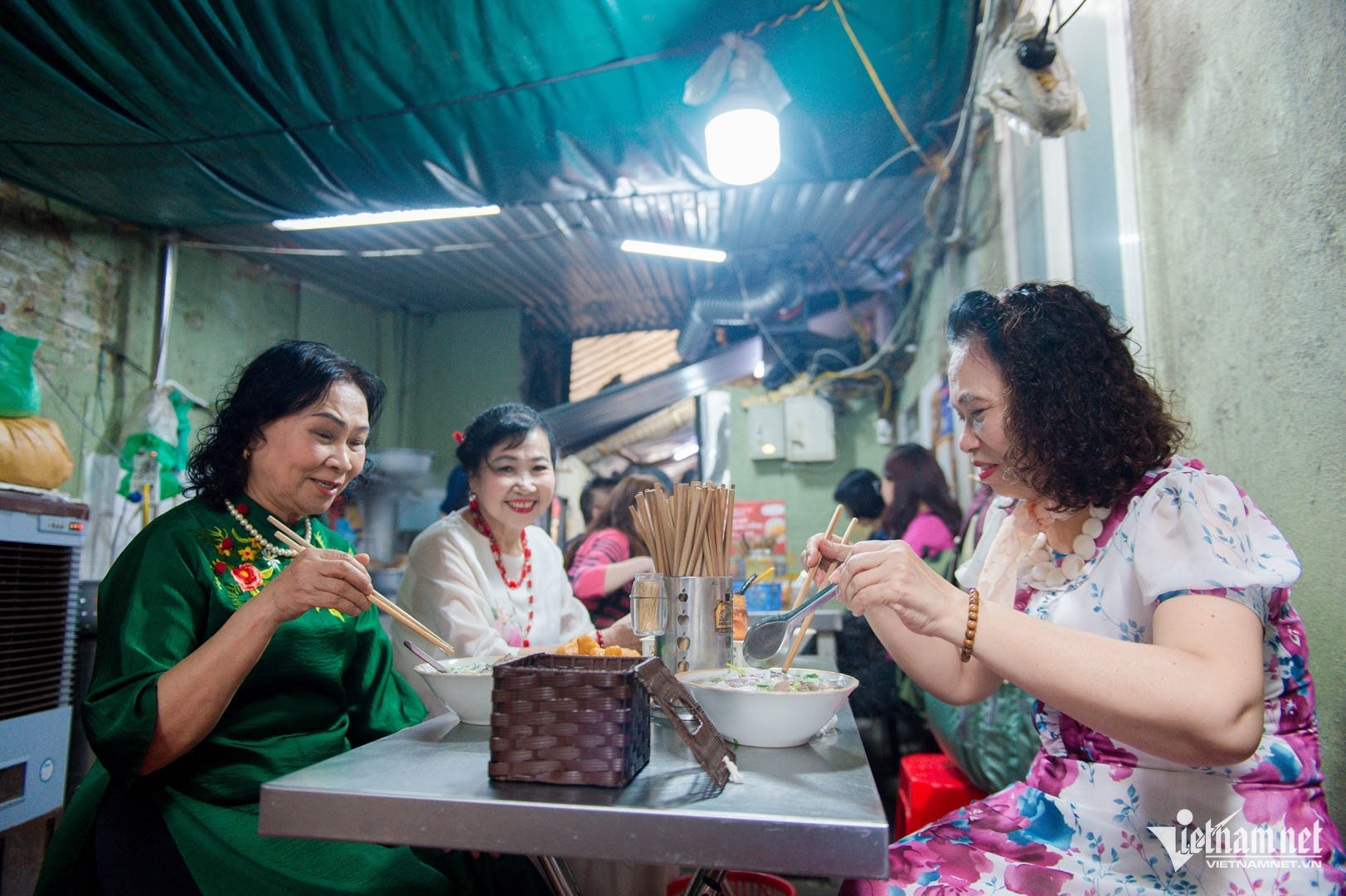 pho thin hanoi11.jpg