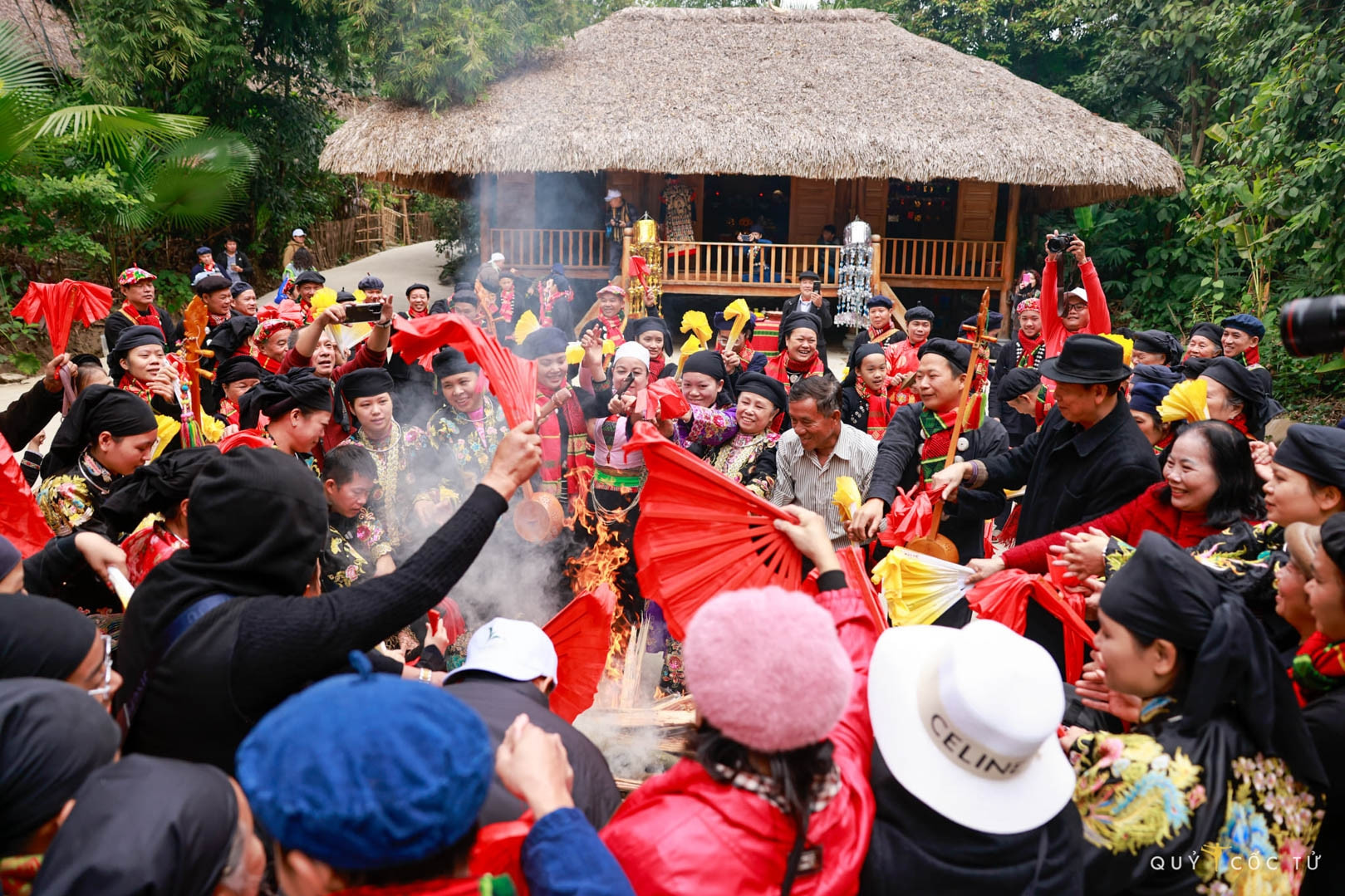 Villagers share meals, goods and earnings communally