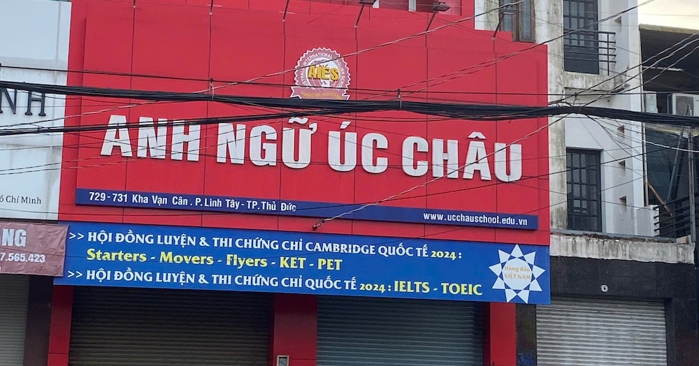 Parents in distress as English center shuts down, director disappears