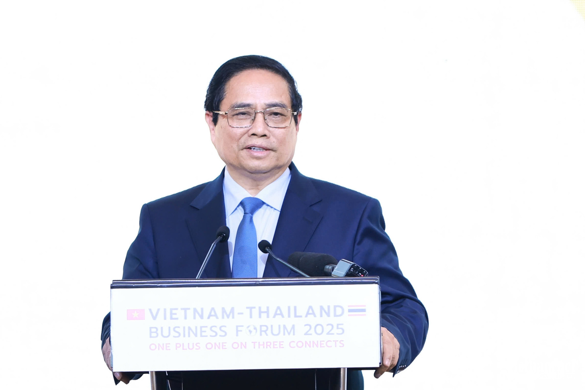 thai pm5.jpg