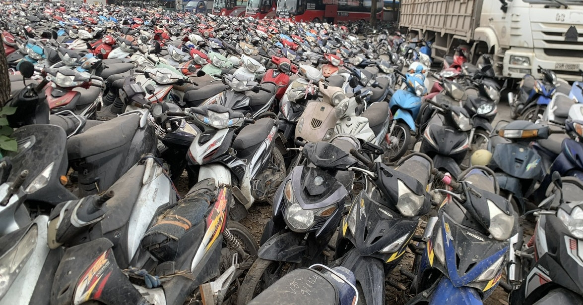 Millions of old motorbikes in Vietnam may be scrapped under new emission rules