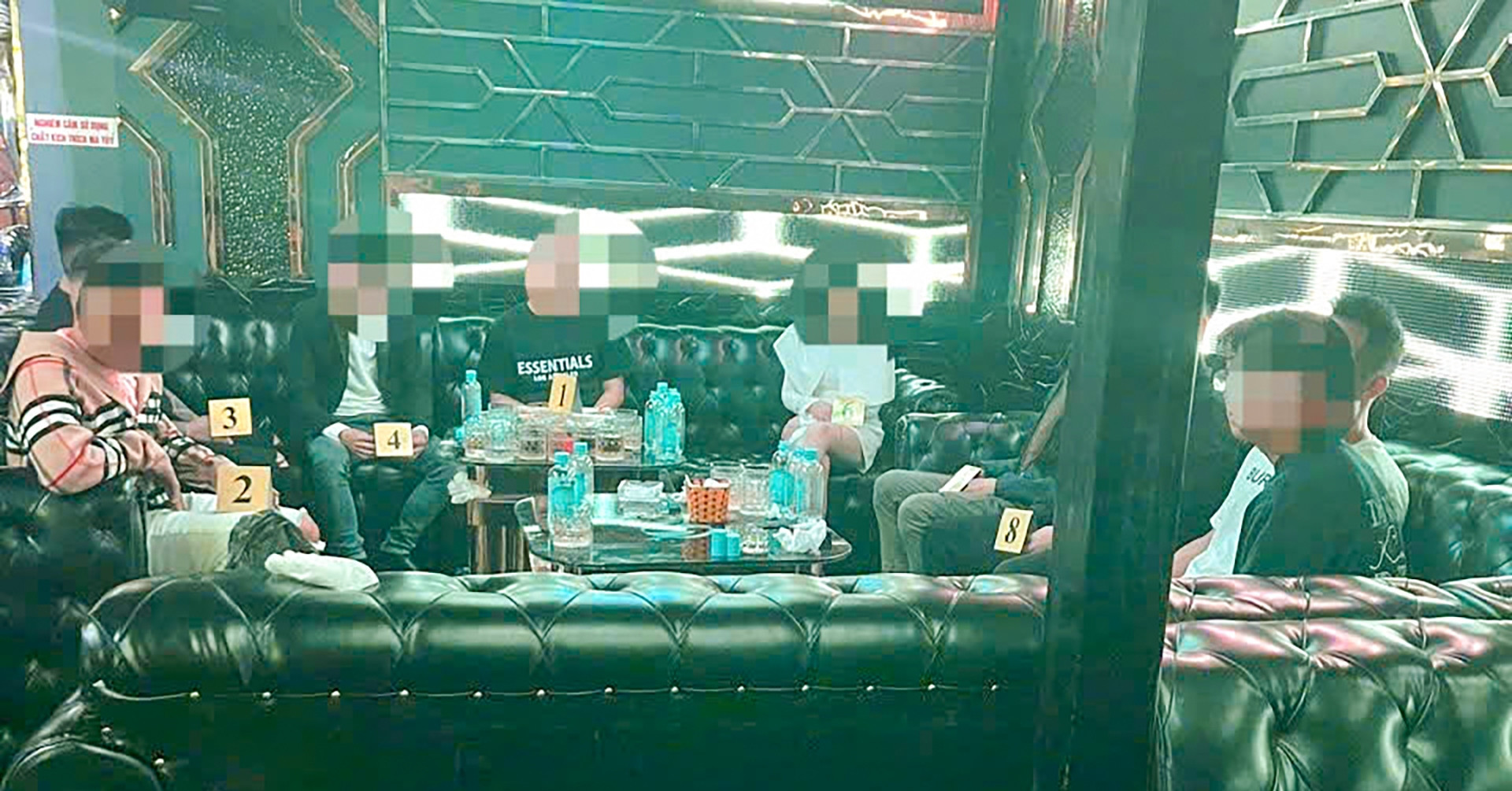 Drugs, ecstasy found in chaotic Sky bar raid in Bao Loc