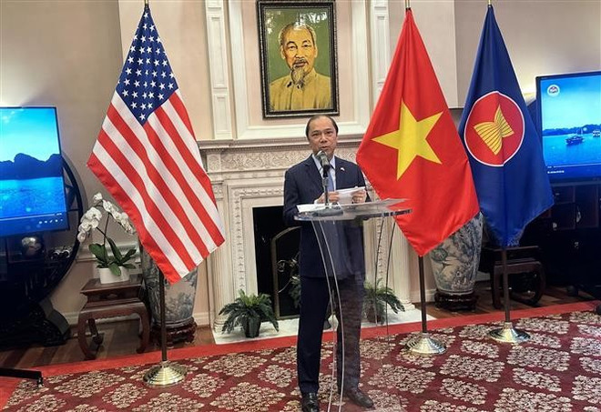 vna-potal-quang-ba-hinh-anh-viet-nam-toi-gioi-hoc-thuat-chuyen-ve-dong-nam-a-o-my-8038787.jpg