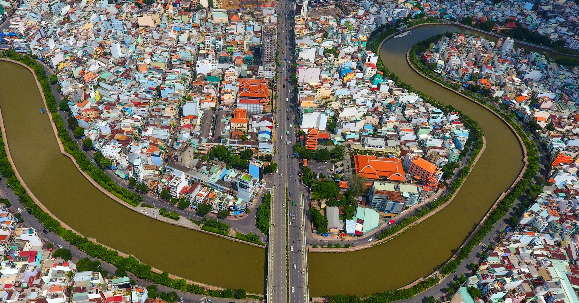 Unlocking Saigon River’s full potential: Boulevards, metros, and smart growth