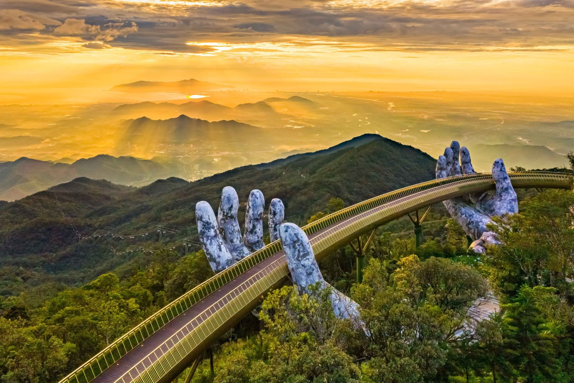 Vietnam’s luxury tourism to soar with Emirates-Sun Group partnership
