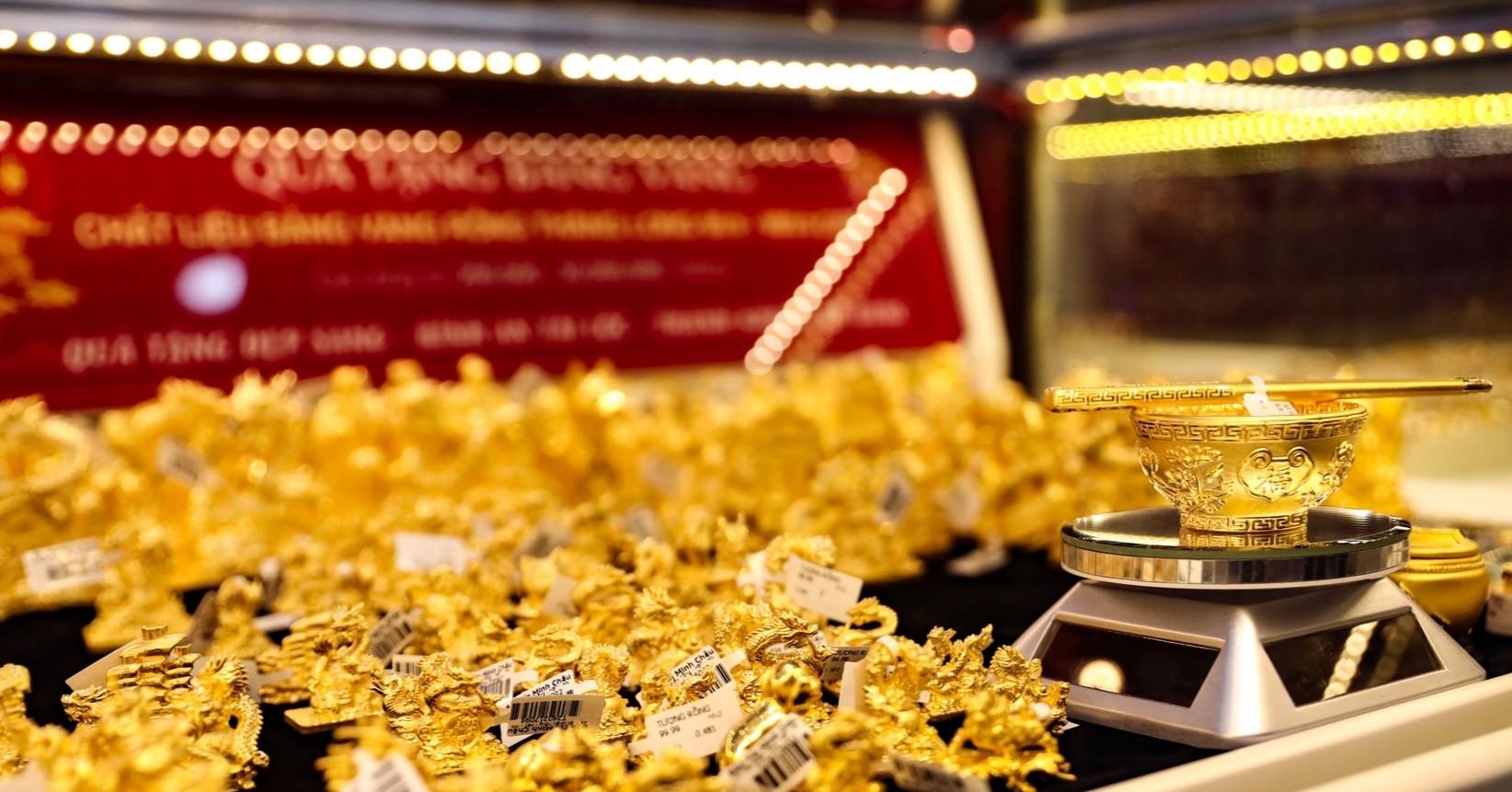 Vietnam’s Q1 gold demand down 15% amid high premiums