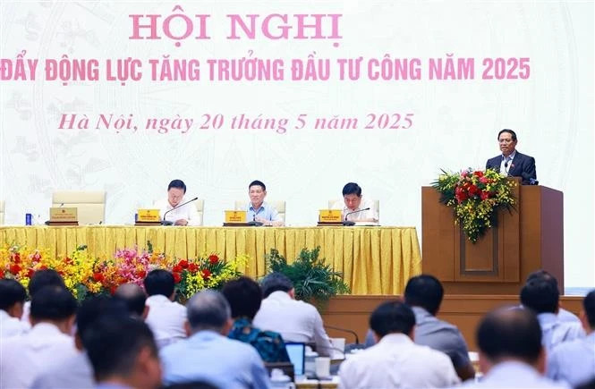 PM urges accelerated disbursement of public investment