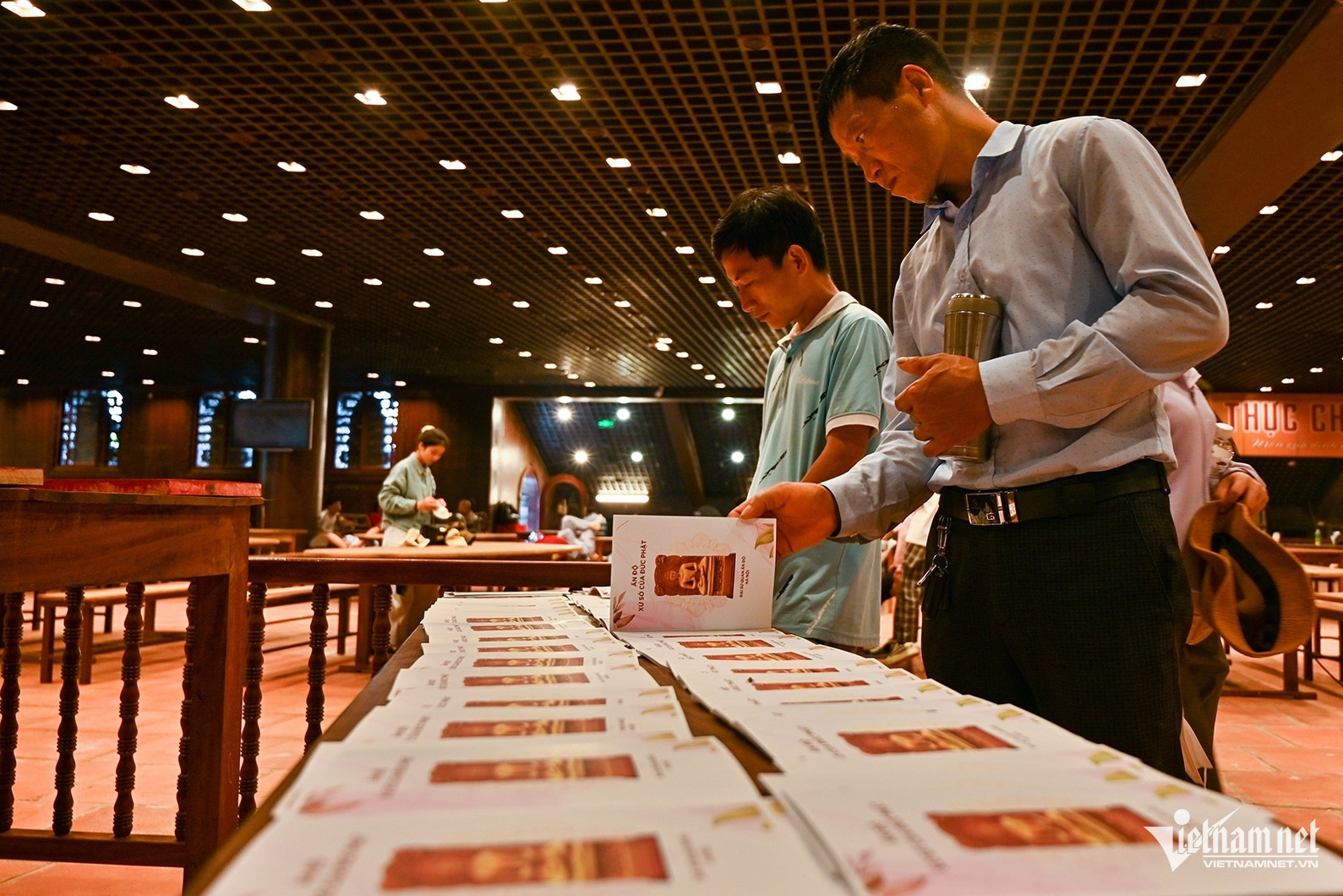 buddhism exhibition2.jpg