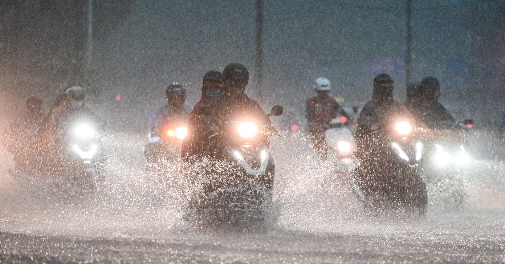 Heavy rain to batter northern Vietnam from May 22-24