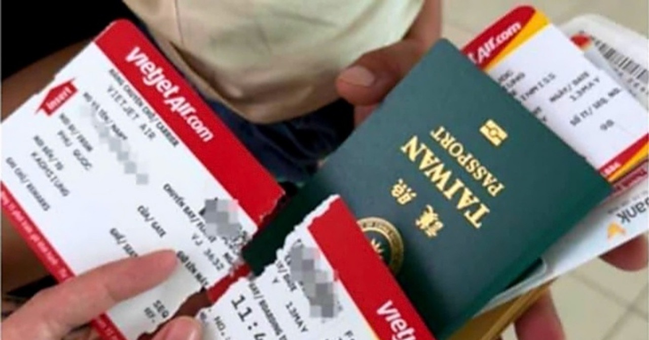 Phu Quoc airport officer suspended after tearing tourist’s boarding pass