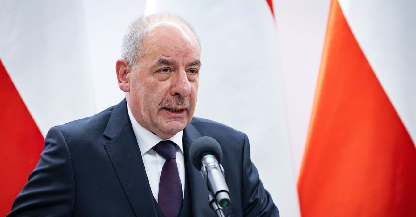 Hungarian president to make official visit to Vietnam this May