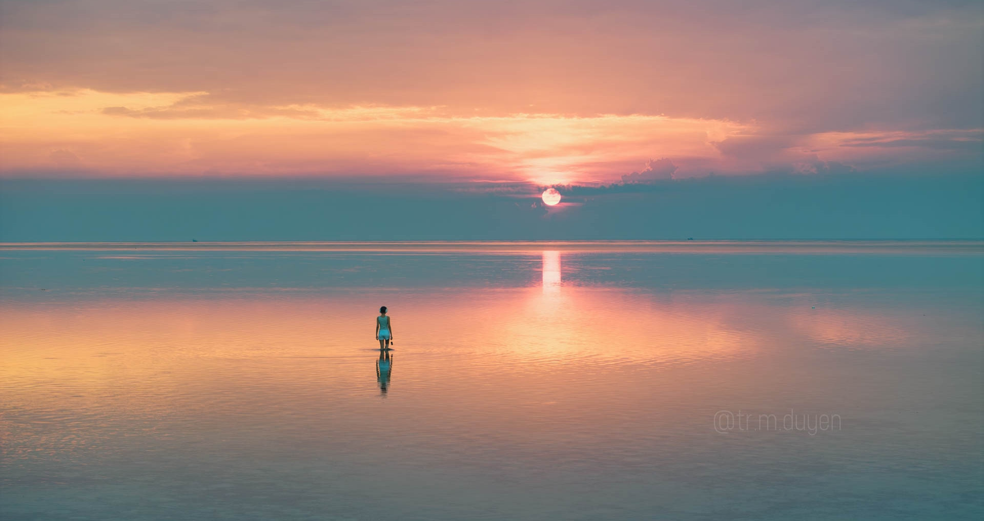 Stunning ‘infinity beach’ in Ninh Thuan goes viral on social media