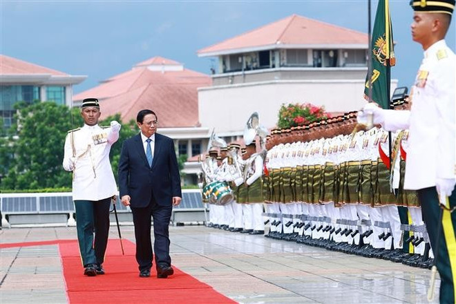 welcome-ceremony-for-vietnamese-pm-held-in-kuala-lumpur-2.jpg