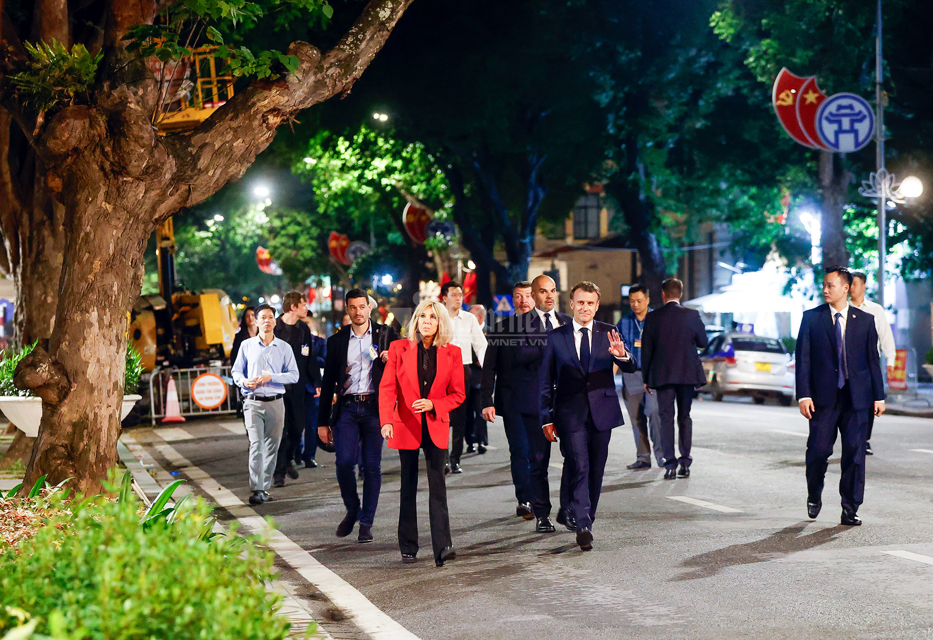 french president in vietnam.jpg