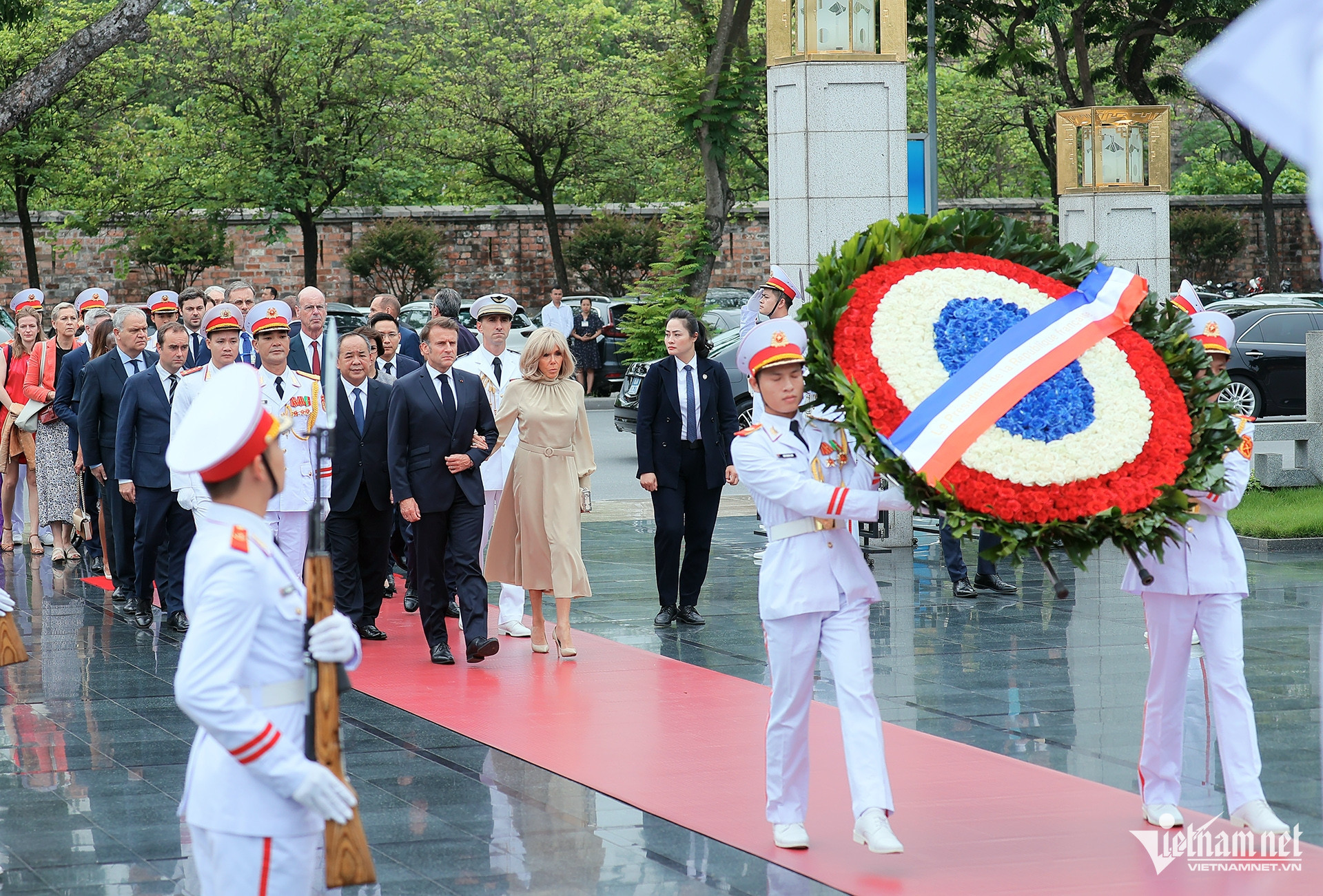 vietnam france12.jpg