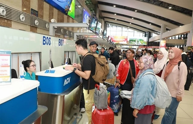 Vietnam sees robust growth in air transport market over past decade