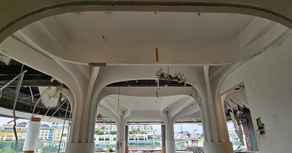 Hanoi moves ahead with demolition of ‘Shark Jaw’ building