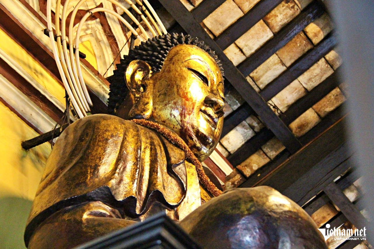 vietnam pagoda11.jpg